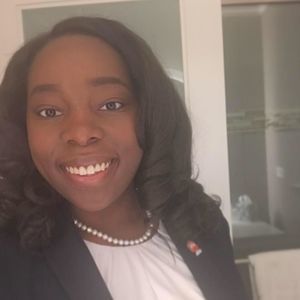 Meet your Posher, Allison